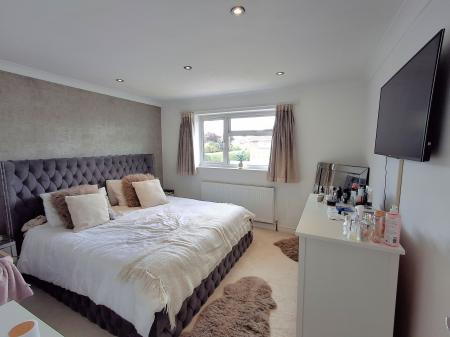 4 bedroom Detached house for sale in Manning Road, Bourne, PE10