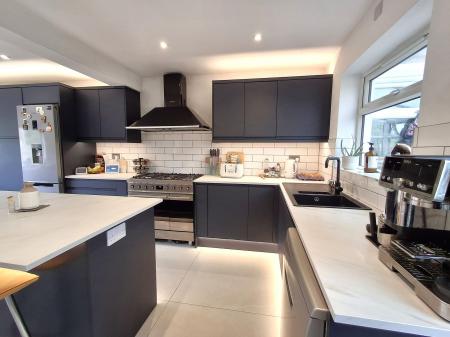 4 bedroom Detached house for sale in Manning Road, Bourne, PE10