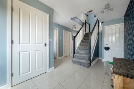 4 bedroom Detached house for sale in Plumpton Chase, Bourne, PE10