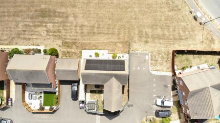 4 bedroom Detached house for sale in Plumpton Chase, Bourne, PE10