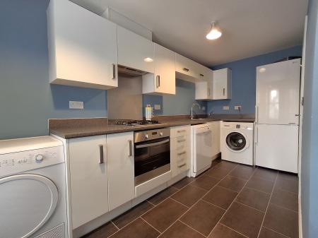 3 bedroom Semi-detached house for sale in Newbury Crescent, Bourne, PE10