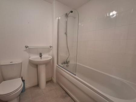 3 bedroom Semi-detached house for sale in Newbury Crescent, Bourne, PE10