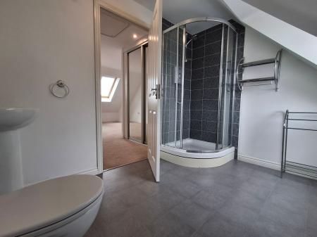 3 bedroom Semi-detached house for sale in Newbury Crescent, Bourne, PE10