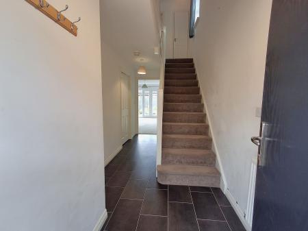 3 bedroom Semi-detached house for sale in Newbury Crescent, Bourne, PE10