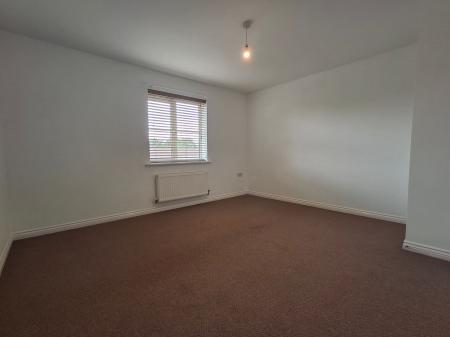 3 bedroom Semi-detached house for sale in Newbury Crescent, Bourne, PE10