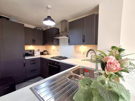 4 bedroom Semi-detached house for sale in Bates Close, Bourne, PE10