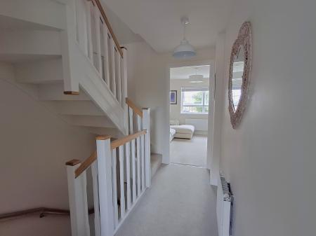 4 bedroom Semi-detached house for sale in Bates Close, Bourne, PE10