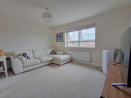 4 bedroom Semi-detached house for sale in Bates Close, Bourne, PE10