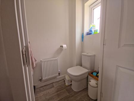 2 bedroom End of terrace house for sale in Folkestone Close, Bourne, PE10