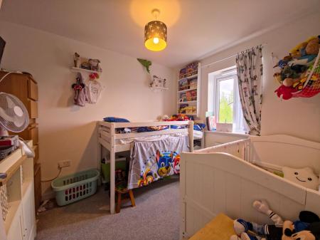 2 bedroom End of terrace house for sale in Folkestone Close, Bourne, PE10