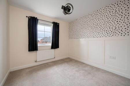 5 bedroom Detached house for sale in Butterfield Gardens, Bourne, PE10