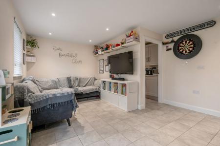 5 bedroom Detached house for sale in Butterfield Gardens, Bourne, PE10