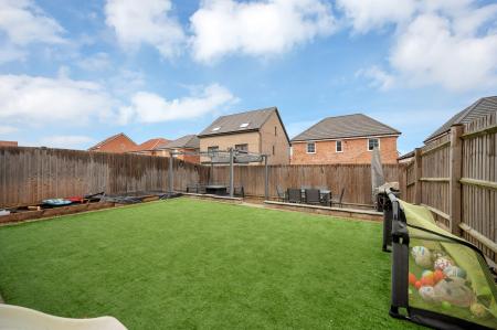 5 bedroom Detached house for sale in Butterfield Gardens, Bourne, PE10