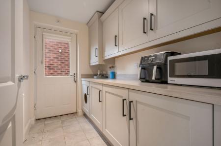 5 bedroom Detached house for sale in Butterfield Gardens, Bourne, PE10