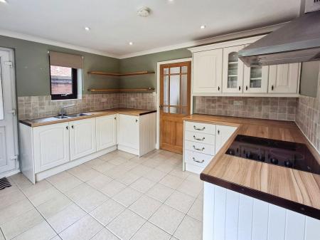 3 bedroom Semi-detached house for sale in Coronation Road, Corby Glen, NG33