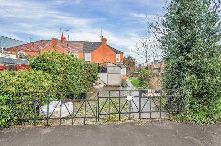 2 bedroom Terraced House to let in Victoria Place, Bourne, PE10