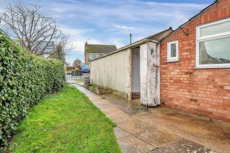 2 bedroom Terraced House to let in Victoria Place, Bourne, PE10