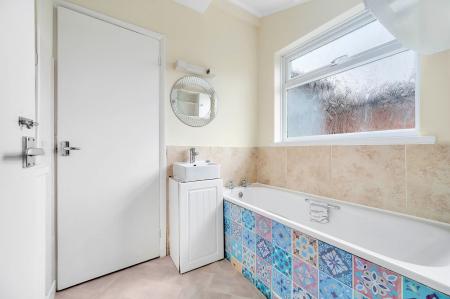 2 bedroom Terraced House to let in Victoria Place, Bourne, PE10