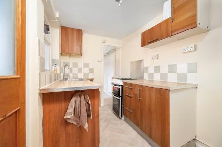 2 bedroom Terraced House to let in Victoria Place, Bourne, PE10