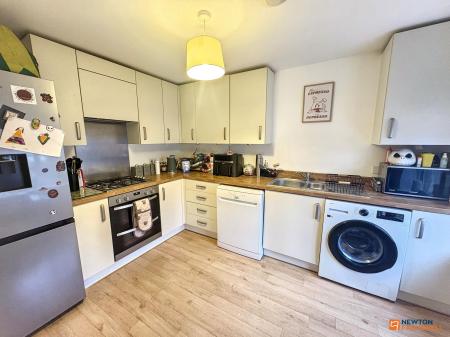 3 bedroom End of terrace house for sale in Taunton Road, Bourne, PE10