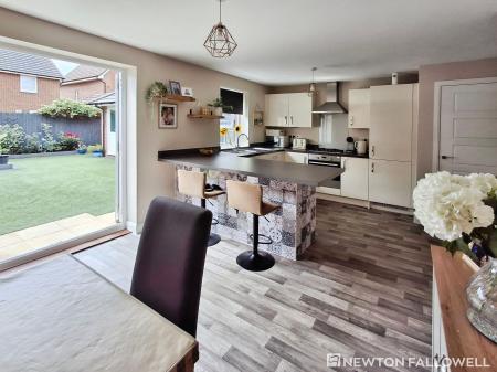 4 bedroom Detached house for sale in Chester Close, Bourne, PE10