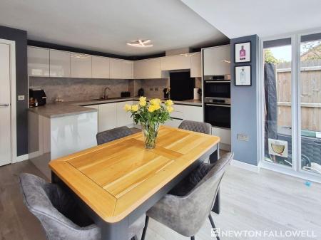 4 bedroom Detached house for sale in Great Leighs, Bourne, PE10