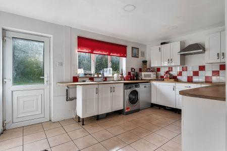 4 bedroom Detached bungalow for sale in The Green, Corby Glen, NG33