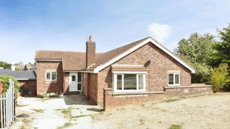 4 bedroom Detached bungalow for sale in The Green, Corby Glen, NG33