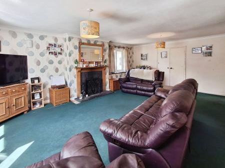 4 bedroom Detached bungalow for sale in The Green, Corby Glen, NG33