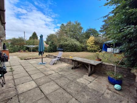 4 bedroom Detached bungalow for sale in The Green, Corby Glen, NG33