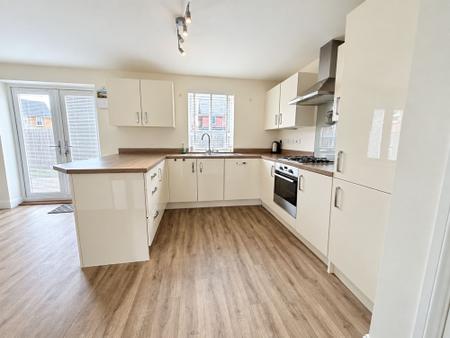 4 bedroom Detached house for sale in Stratford Place, Bourne, PE10