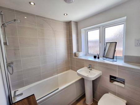 3 bedroom Detached house for sale in Mallard Street, Bourne, PE10