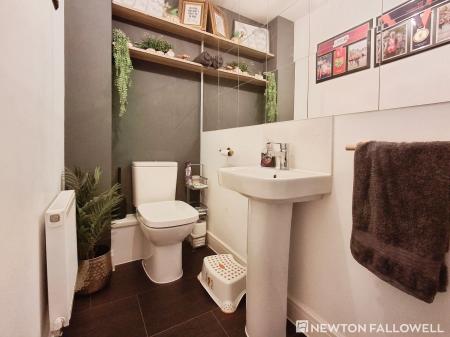 3 bedroom End of terrace house for sale in Spa Chase, Bourne, PE10