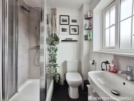 3 bedroom End of terrace house for sale in Spa Chase, Bourne, PE10