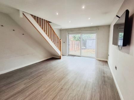 2 bedroom Semi-detached house for sale in Beck Way, Thurlby, PE10
