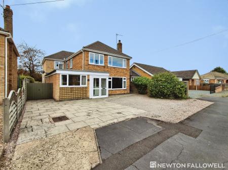 Gladstone Street, Bourne, PE10
