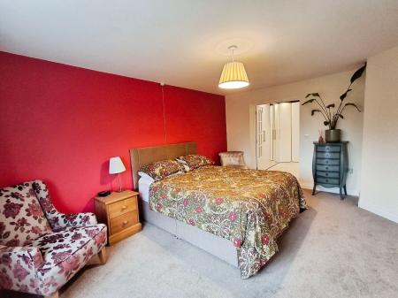 4 bedroom Detached house for sale in Gladstone Street, Bourne, PE10