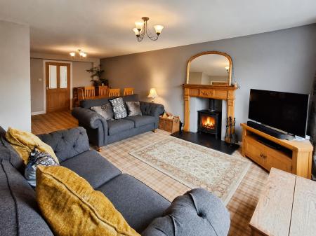 4 bedroom Detached house for sale in Gladstone Street, Bourne, PE10
