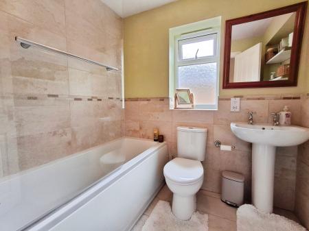 4 bedroom Detached house for sale in Gladstone Street, Bourne, PE10