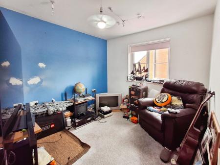 3 bedroom Semi-detached house for sale in Brooklands Way, Bourne, PE10