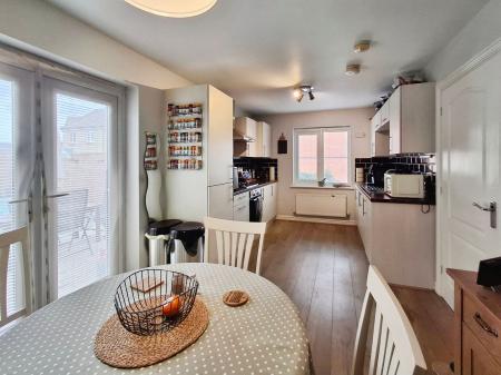3 bedroom Semi-detached house for sale in Brooklands Way, Bourne, PE10