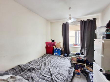 3 bedroom Semi-detached house for sale in Brooklands Way, Bourne, PE10