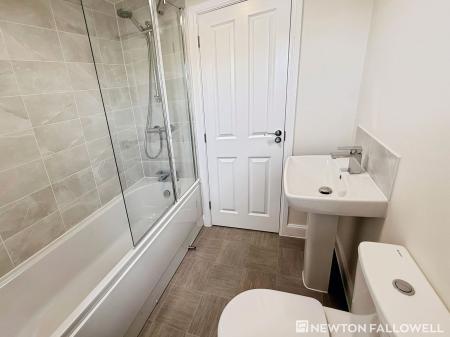 4 bedroom Semi-detached house for sale in Len Pick Way, Bourne, PE10