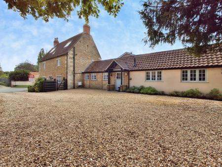 5 bedroom Detached house for sale in High Street, Morton, PE10