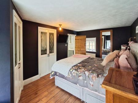 5 bedroom Detached house for sale in High Street, Morton, PE10