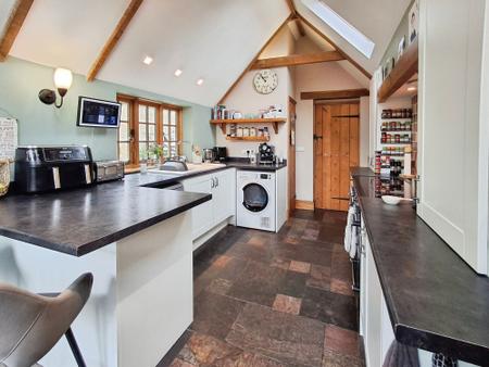 5 bedroom Detached house for sale in High Street, Morton, PE10