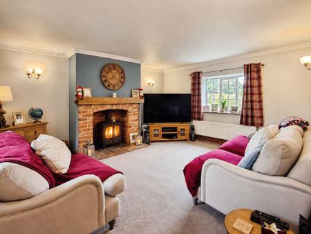 5 bedroom Detached house for sale in High Street, Morton, PE10