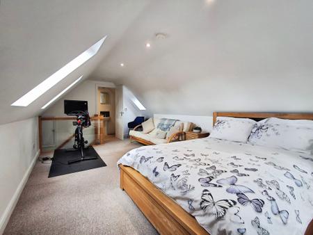 5 bedroom Detached house for sale in High Street, Morton, PE10