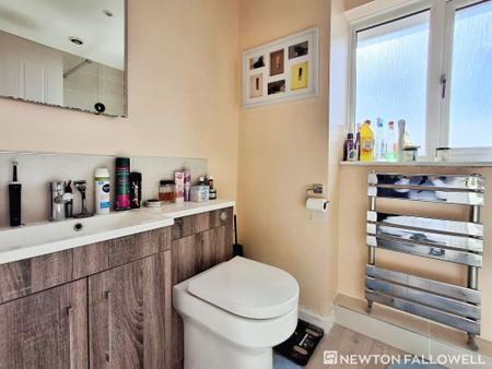 4 bedroom Detached house for sale in Piccadilly Way, Morton, PE10