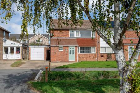 3 bedroom Semi-detached house for sale in Mercia Gardens, Bourne, PE10